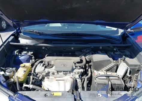 2015 Toyota Rav4 Xle z USA, uszkodzony, nr VIN 2T3RFREV9FW246645